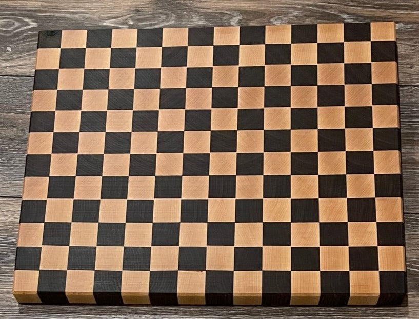 Checkered End Grain Cutting Board - Maple and Roasted Maple 