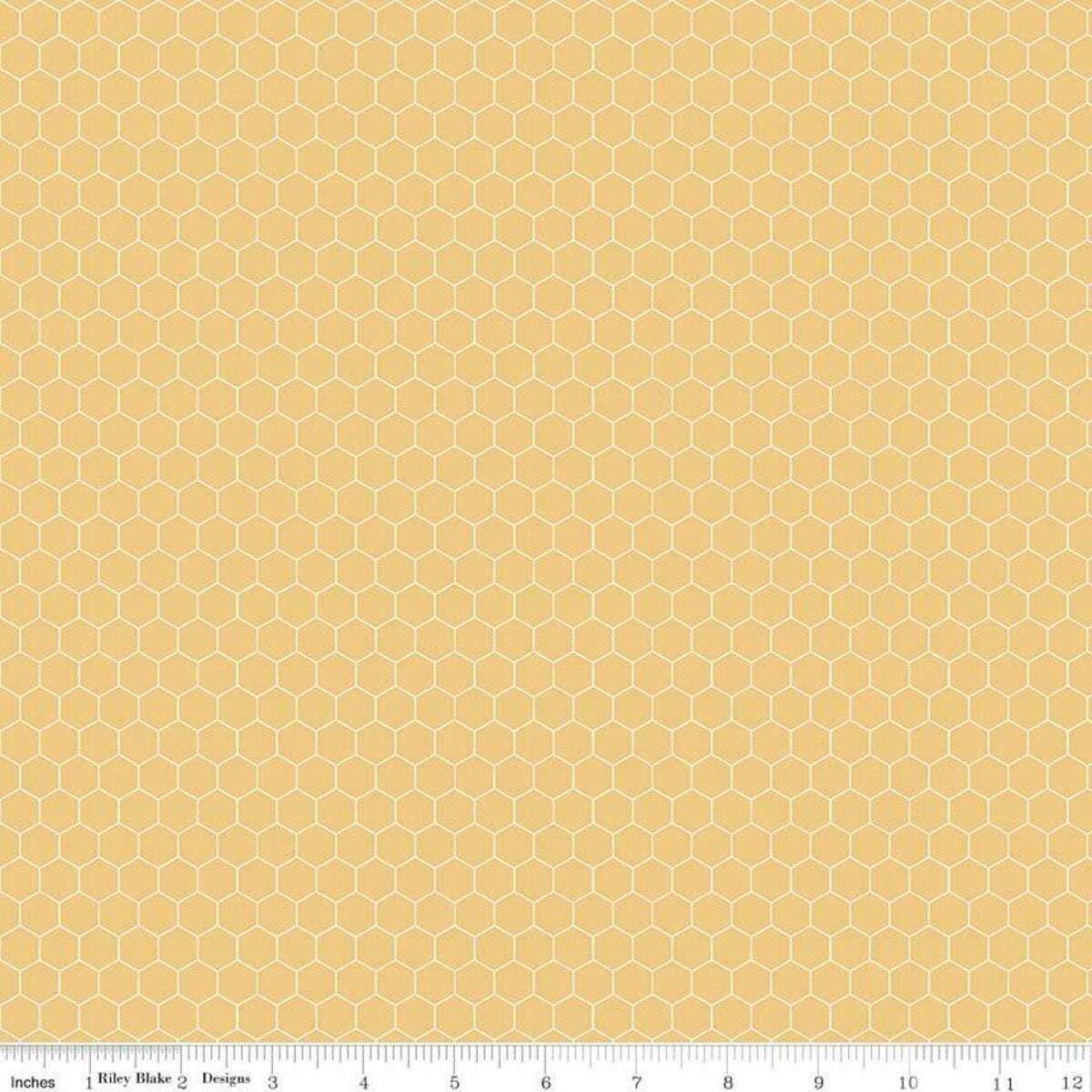 Farm Girl Vintage Companion Prints Honeycomb in Honey - 1/2 Yard Increments, Cut Continuously - by Lori Holt for Riley Blake Designs